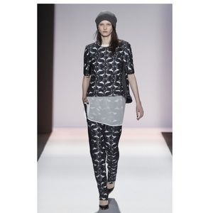 BCBGMAXAZRIA Runway Dark Navy Katelin Jacquard Tank Top/Cami